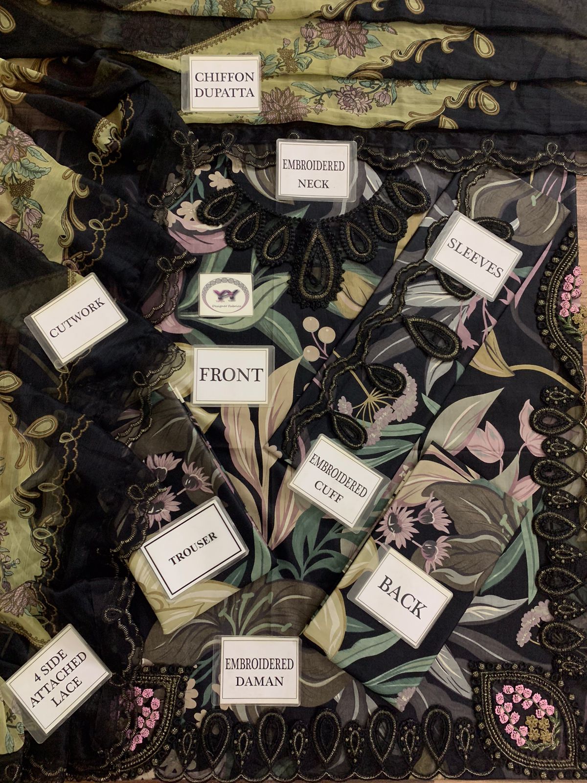 LUXURY LAWN COLLECTION 2025/26 - Image 4