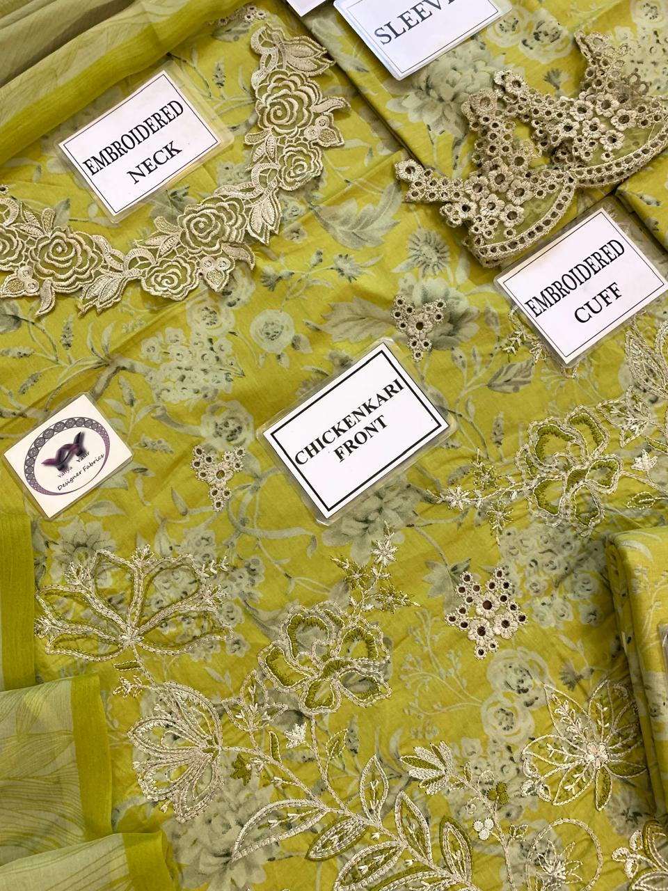 3PC UNSTICH LAWN WITH CHIFFON DUPPATA - Image 5